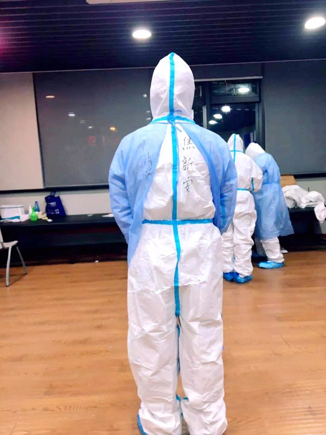 清河县融媒体中心连线武汉